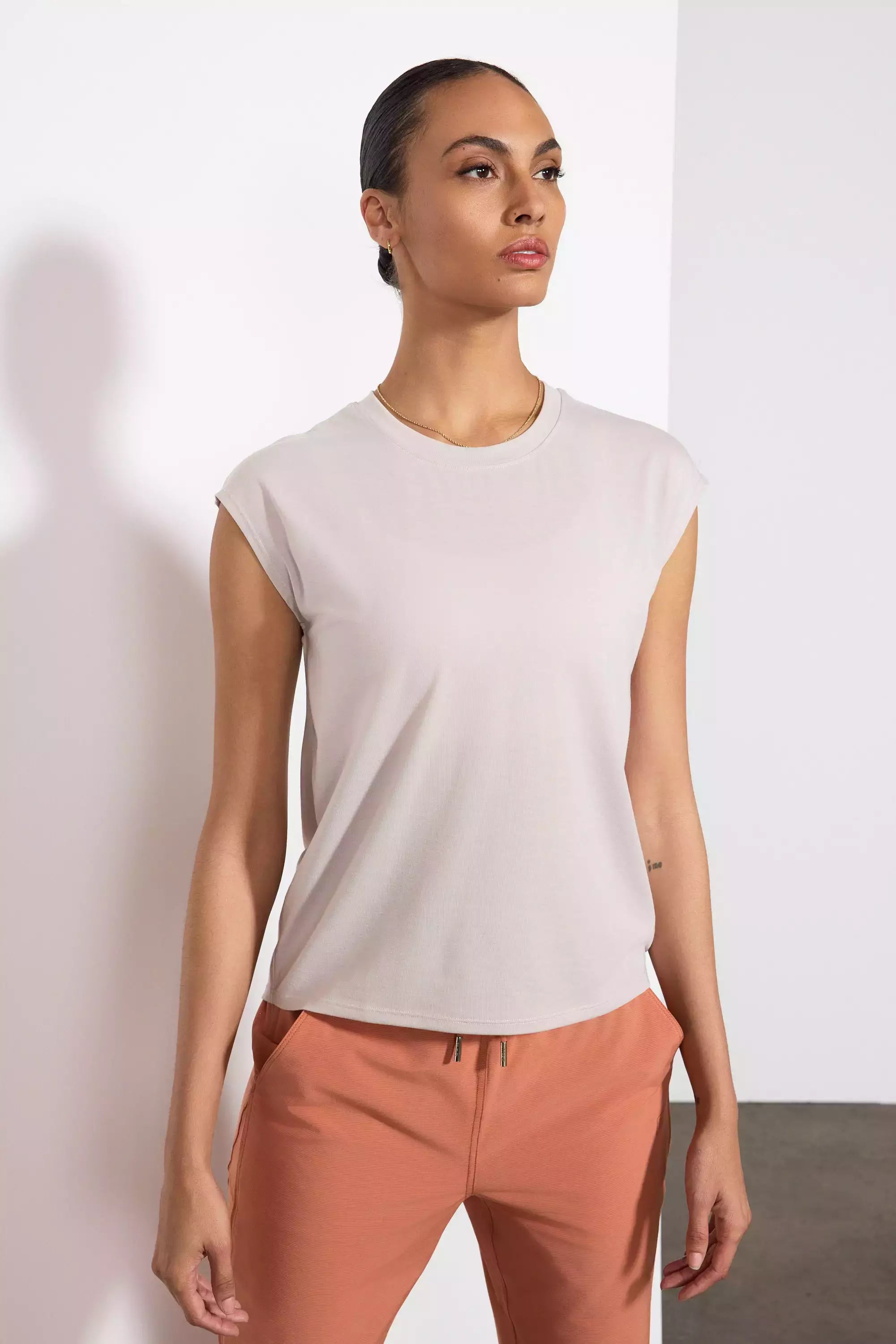 Performance Knit Sleeveless Tee - Stone