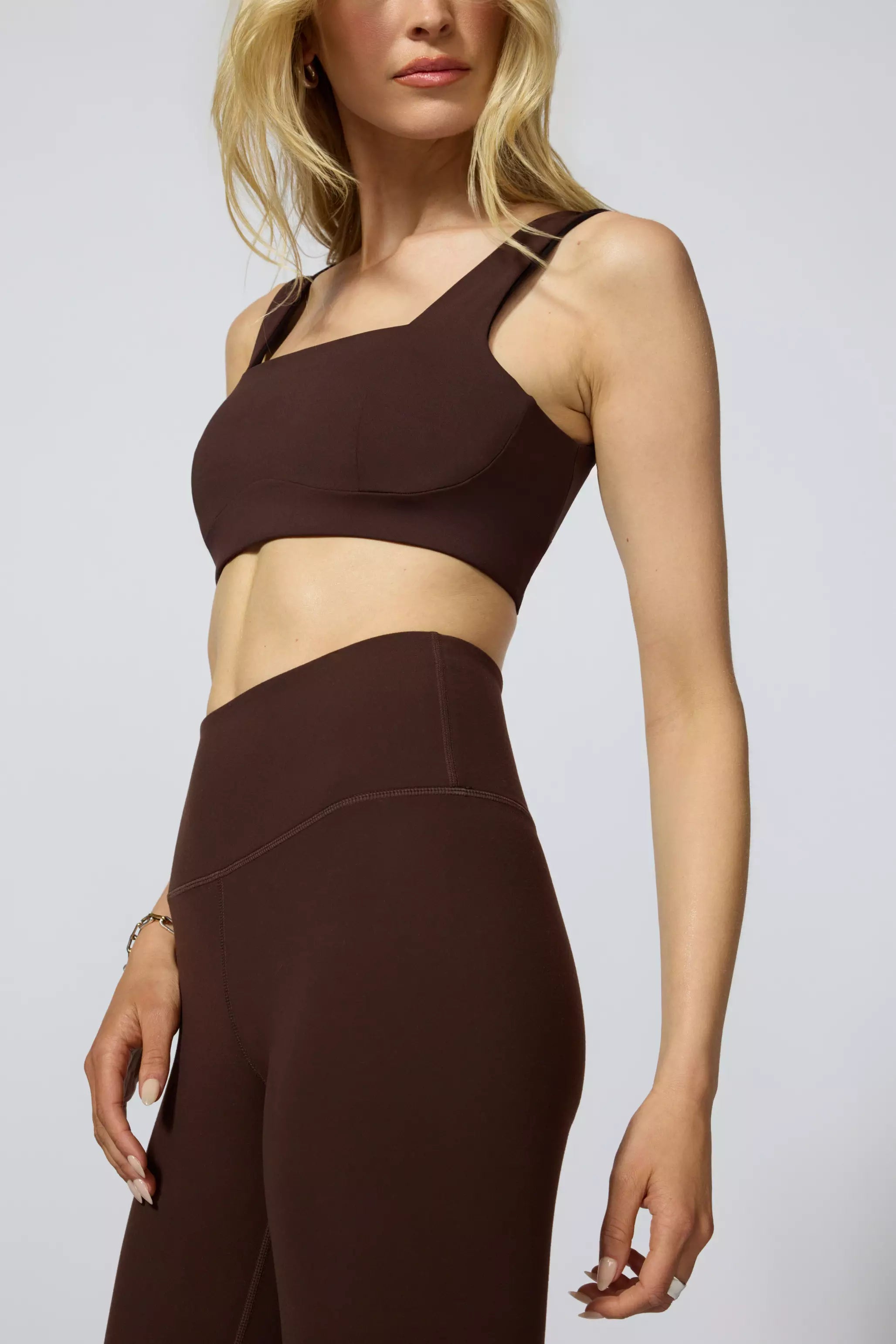 Vital Sports Bra - Chocolate Brown