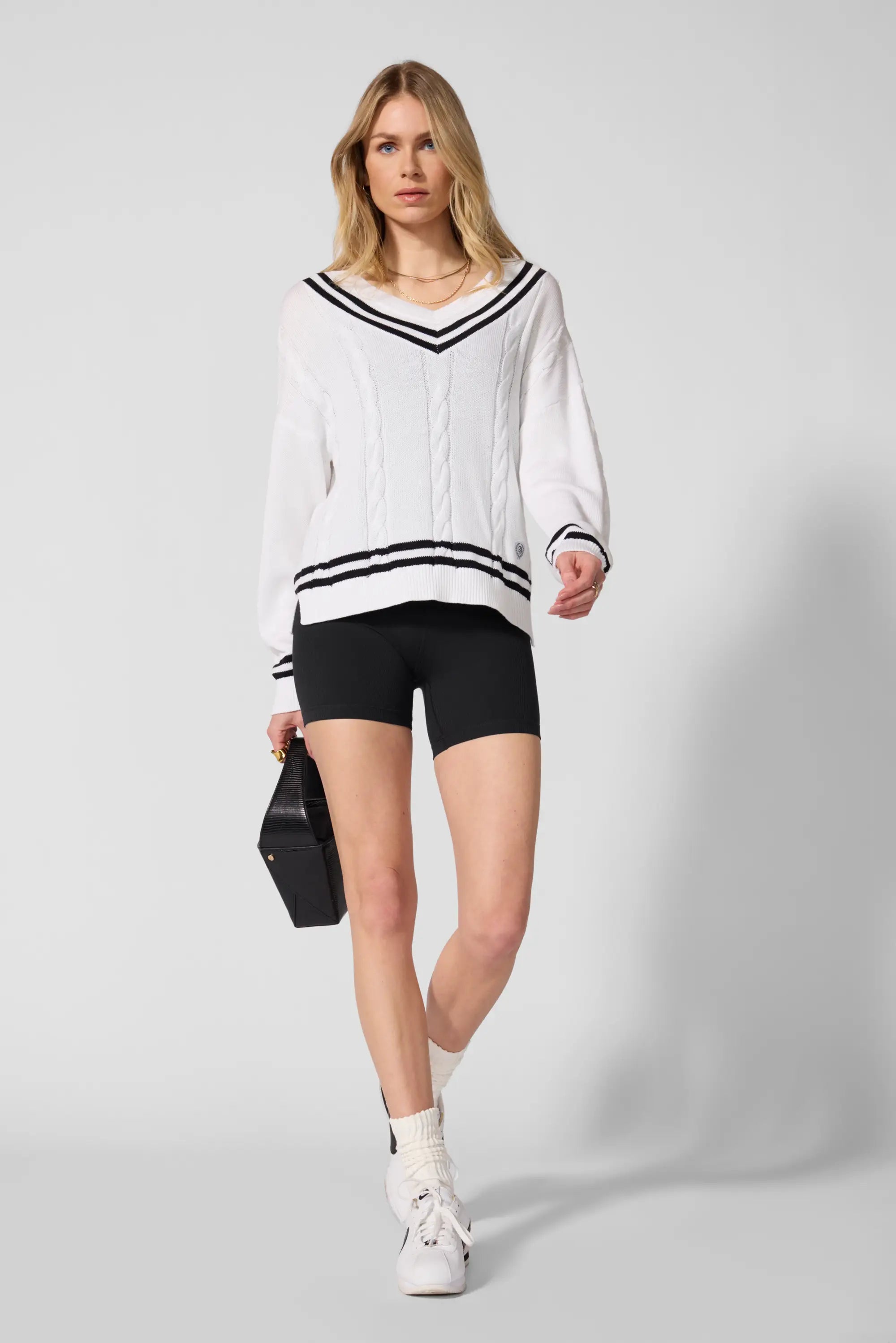 Club Sweater - Brilliant White/Black