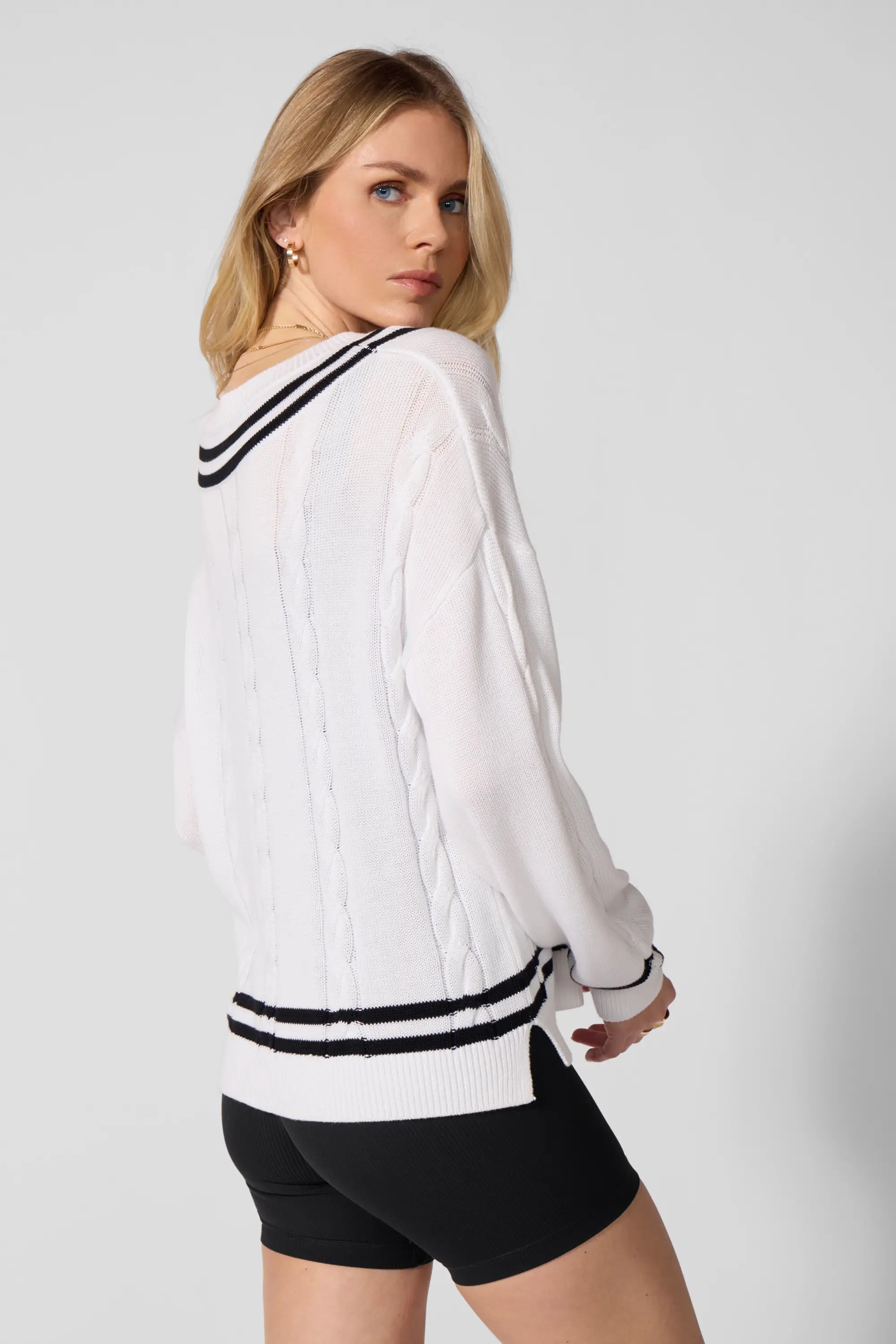 Club Sweater - Brilliant White/Black