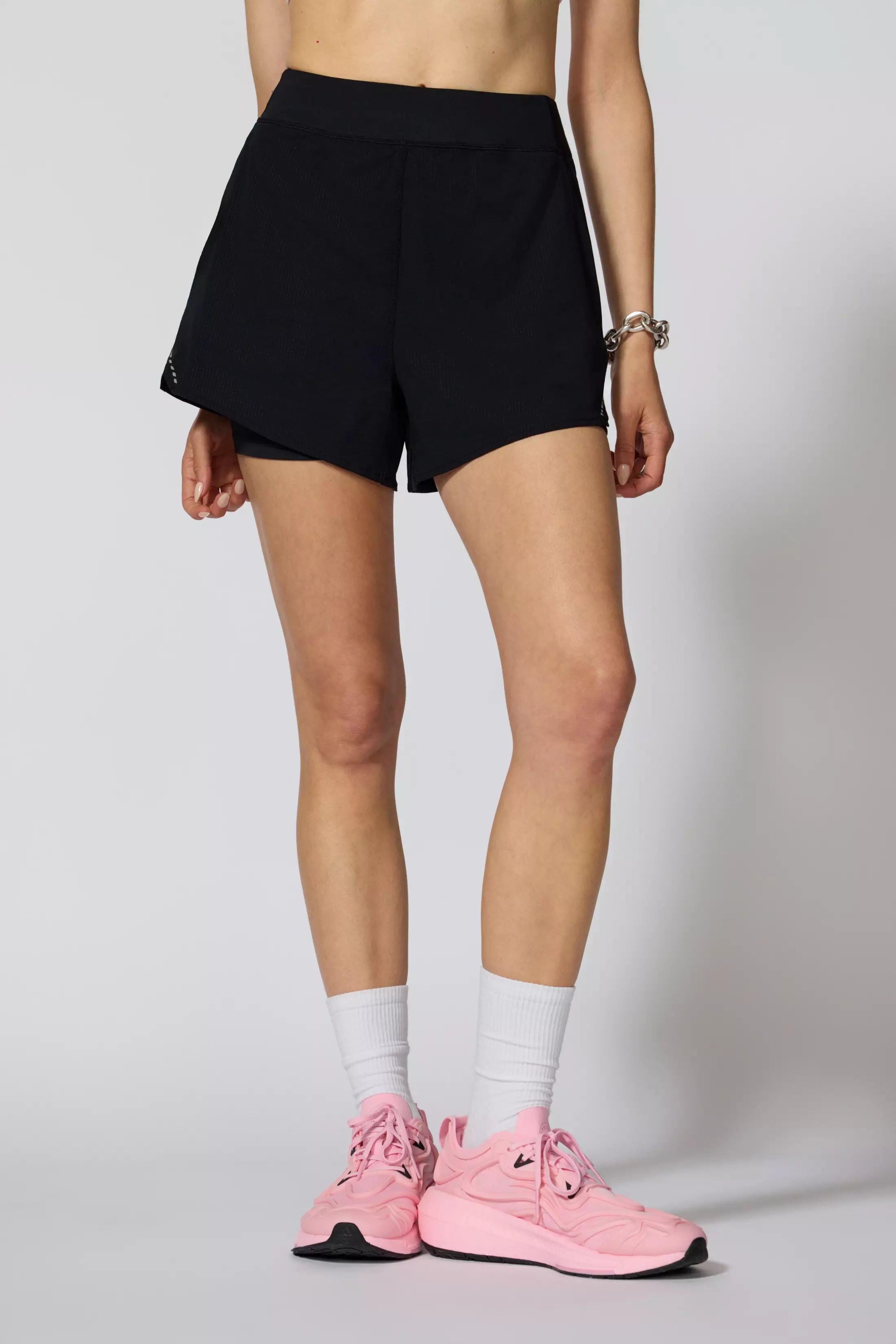 Glide High Waisted Run Short - Black