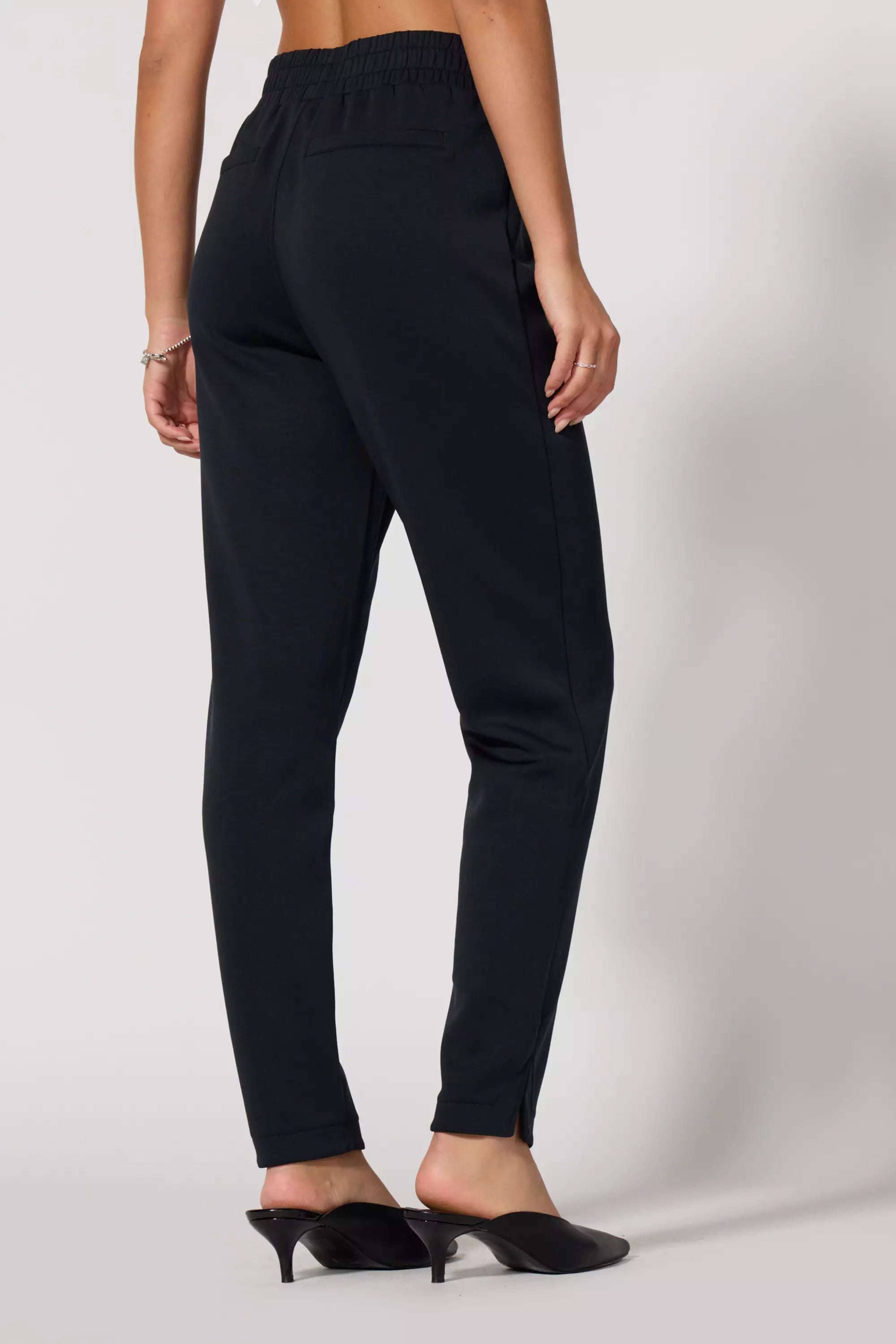 Dreamweave Slim Pant - Jet Black