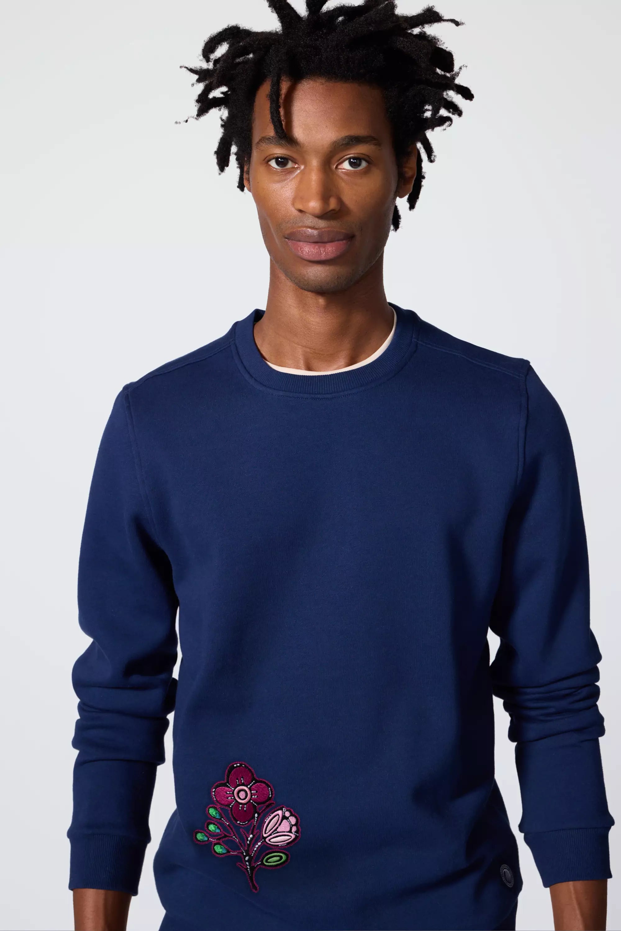 Comfort Men's Fleece Embroidered Sweatshirt - Navy