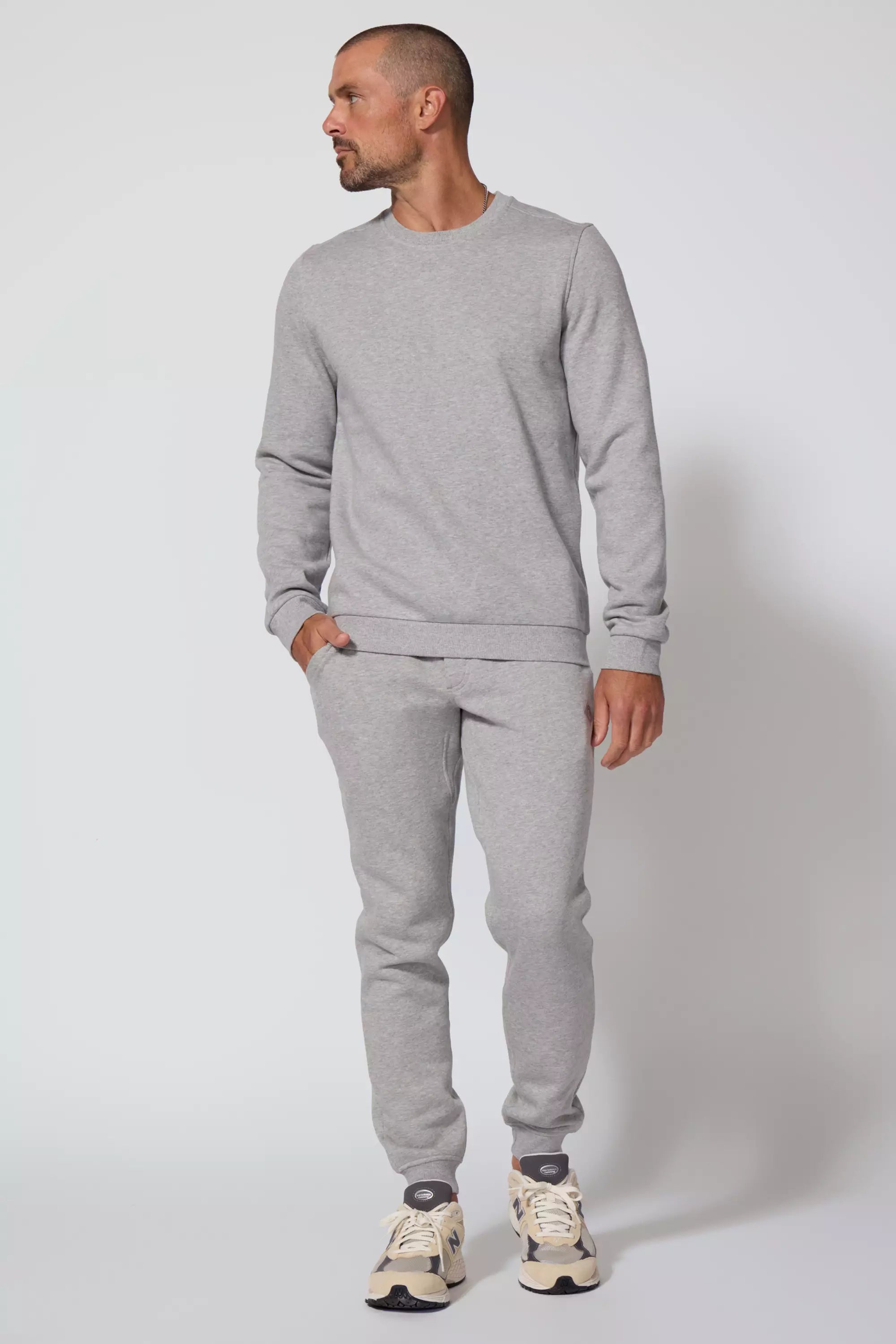 Comfort Men's Fleece Sweatshirt - Htr Concrete