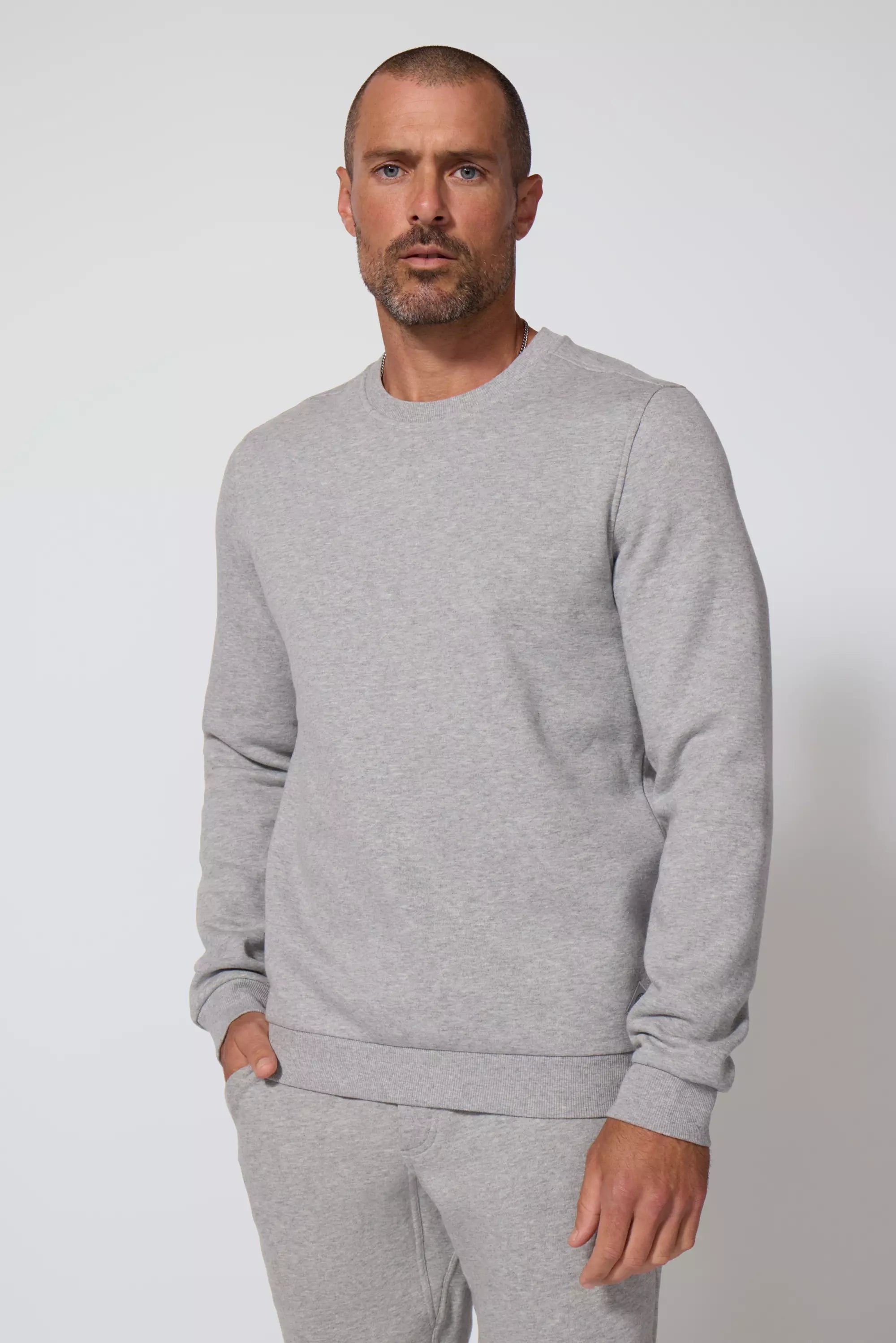 Comfort Men's Fleece Sweatshirt - Htr Concrete