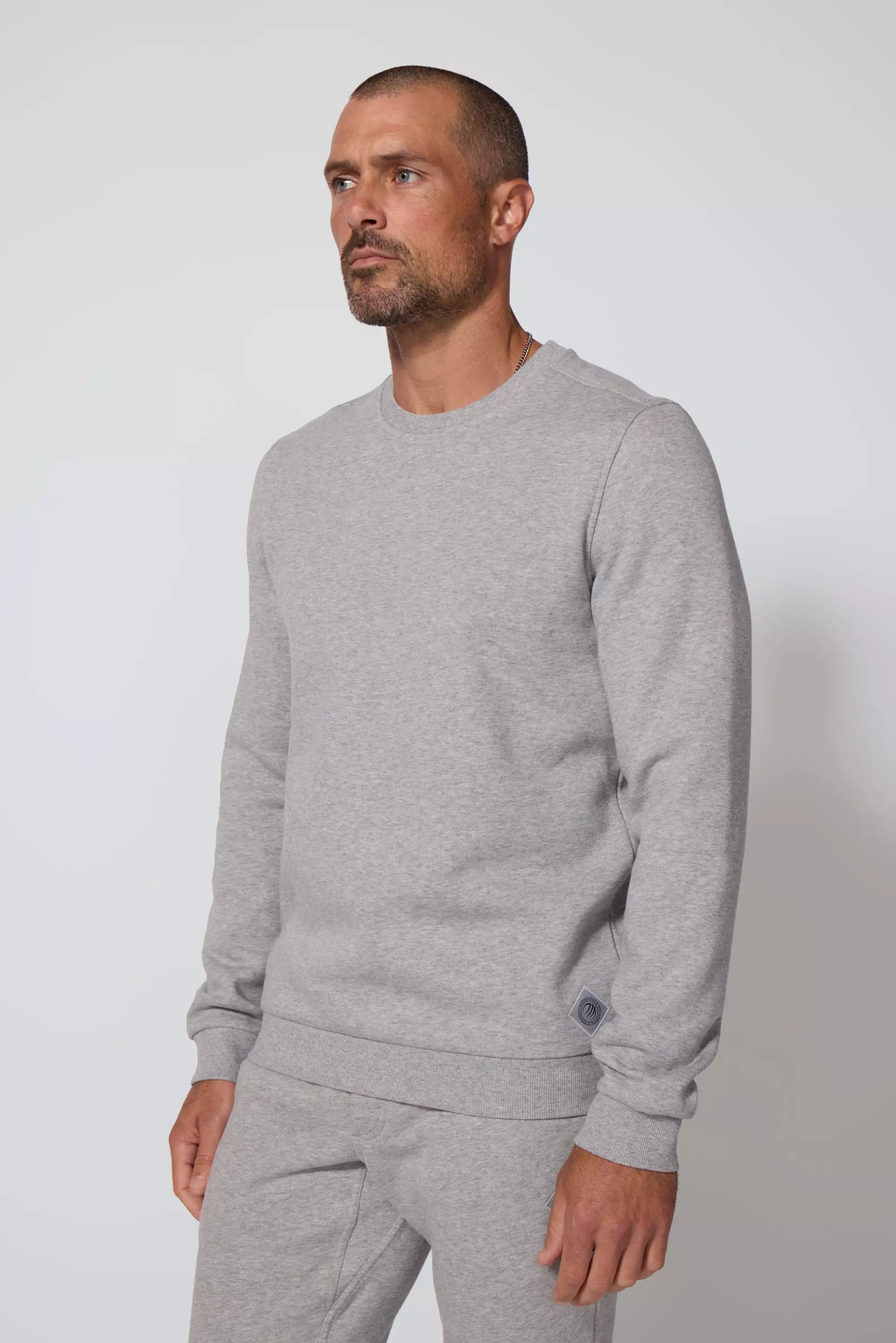 Comfort Men's Fleece Sweatshirt - Htr Concrete