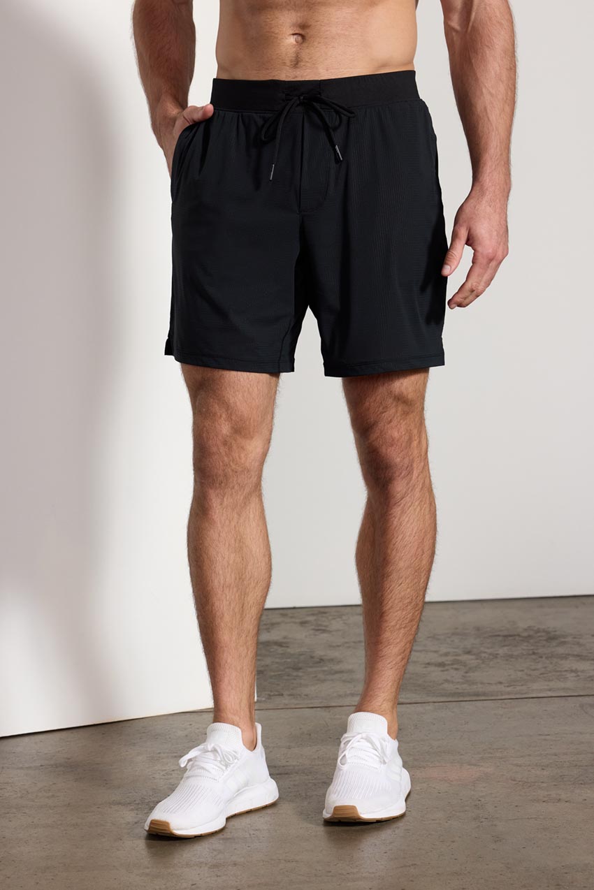 Aerate Short - 8" - Black