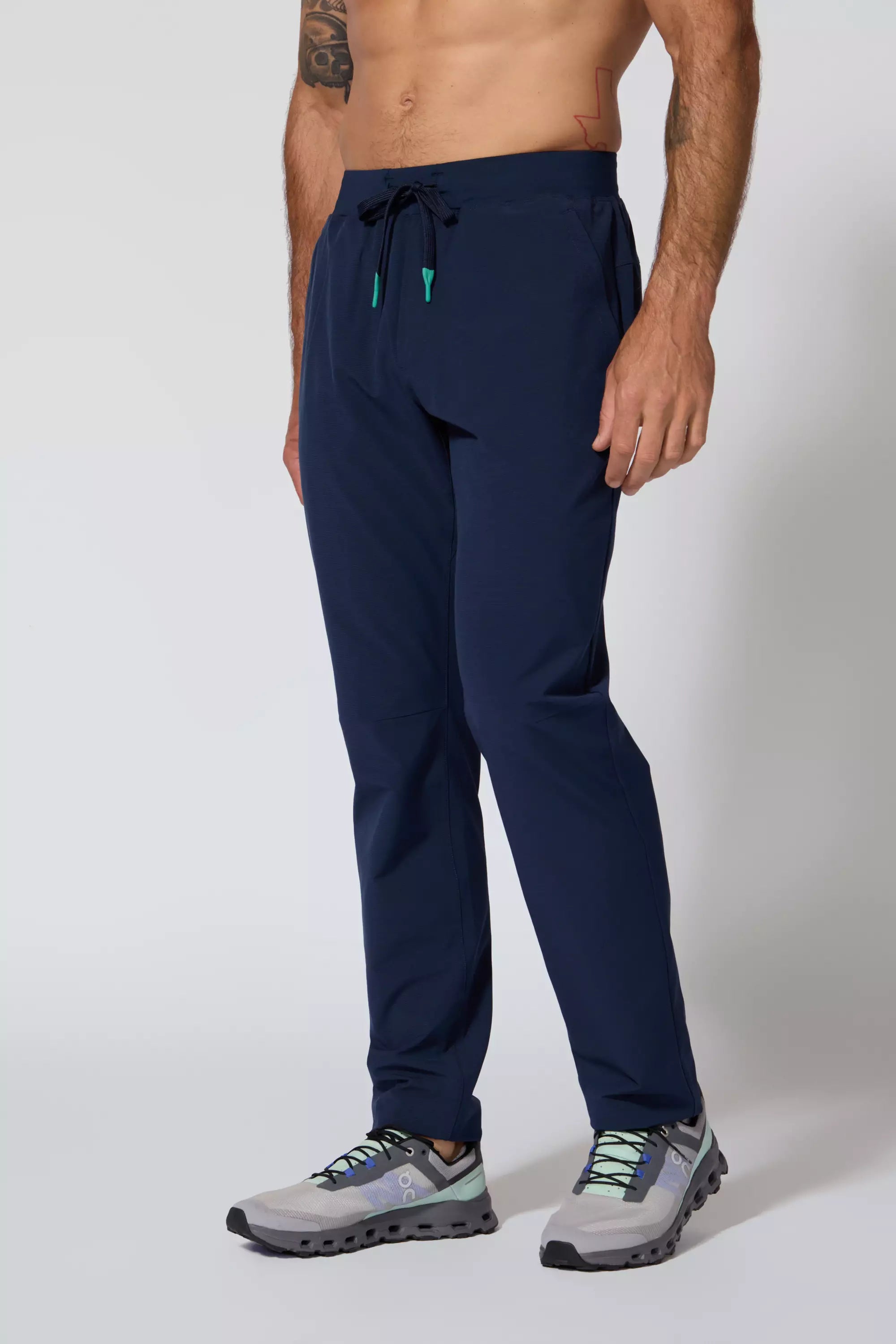 Rove Slim Pant - Deep Navy/Water Garden