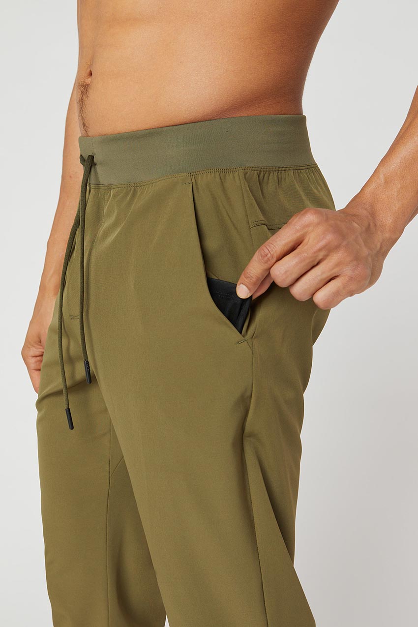 Stretch Woven Pant - Safari Green